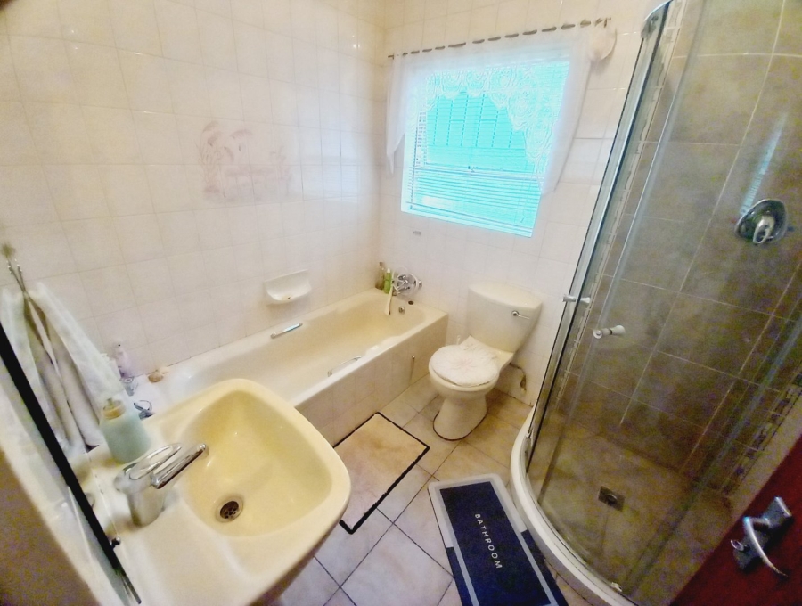 3 Bedroom Property for Sale in Vaalpark Free State